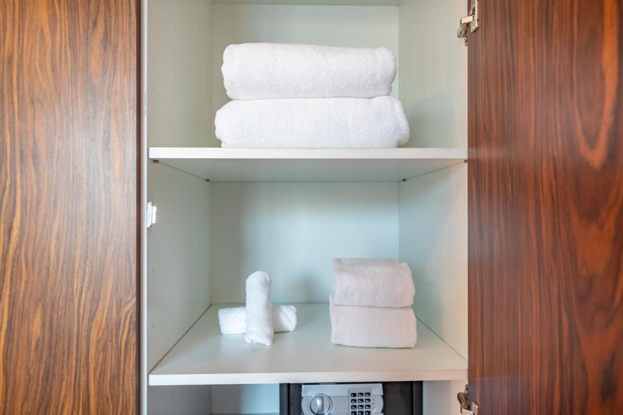 Chic And Zen Apartment, Near Burj Khalifa Tower ドバイ エクステリア 写真