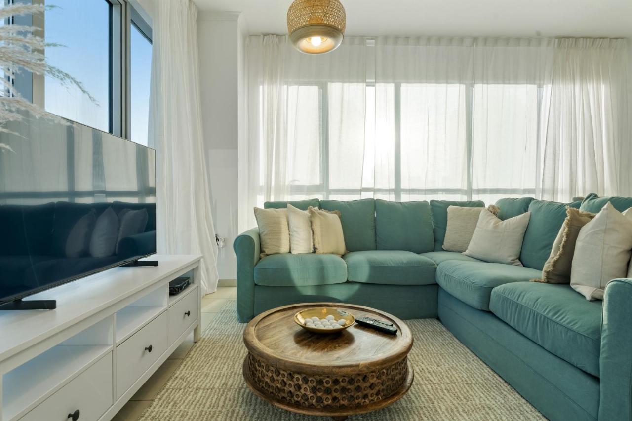 Chic And Zen Apartment, Near Burj Khalifa Tower ドバイ エクステリア 写真