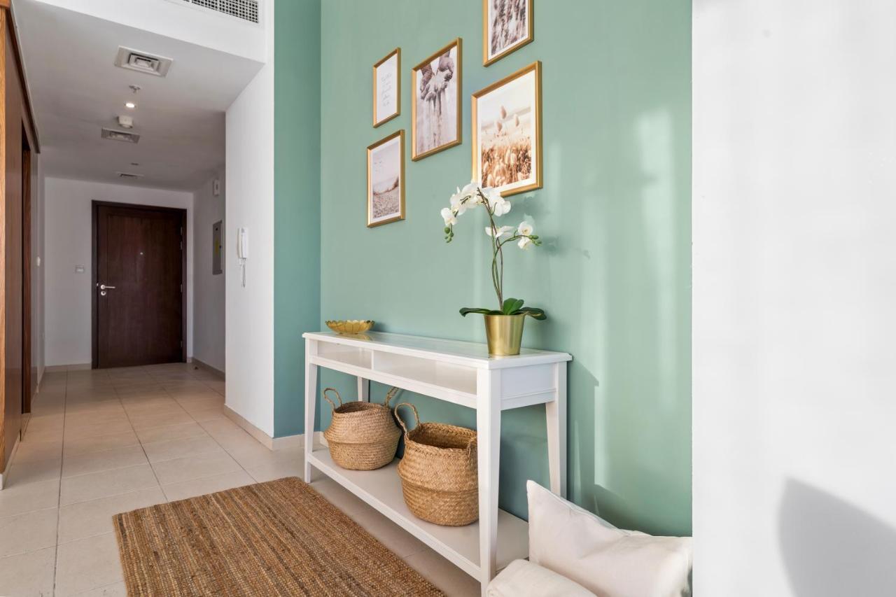 Chic And Zen Apartment, Near Burj Khalifa Tower ドバイ エクステリア 写真