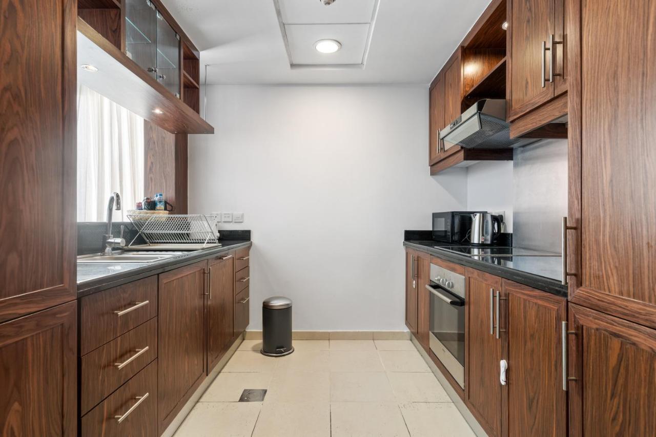 Chic And Zen Apartment, Near Burj Khalifa Tower ドバイ エクステリア 写真