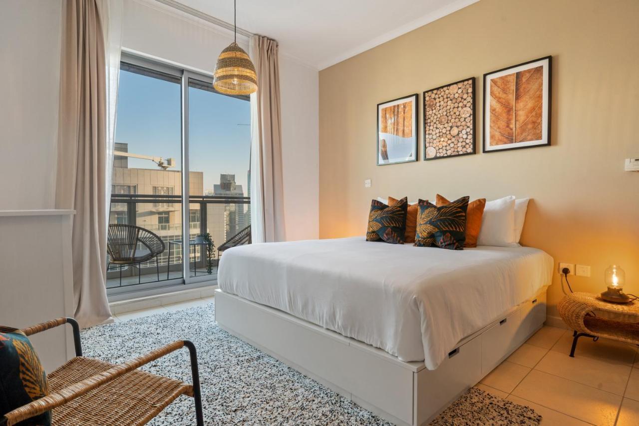 Chic And Zen Apartment, Near Burj Khalifa Tower ドバイ エクステリア 写真